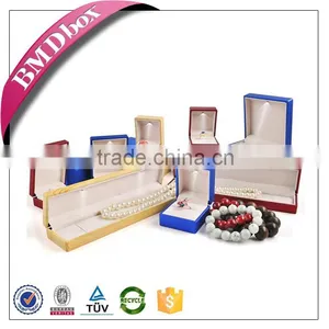 Exquisite Colorful Plastic Ring Box Jewelry With Led Light thumbnail-4