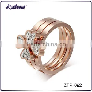 High Quality Rose Gold Plated Rhinestone Heart Rings thumbnail-1