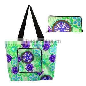 PP Handles Floral Print Polyester Foldable Beach Bag Wholesale thumbnail-5