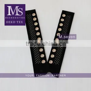 High Quality Polyester Fabric Matal Eyelet Applique Net Embroidery Collar for Sale thumbnail-1