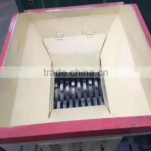 Woven Bag Shredder Machine/ Waste Clother Shredder Machine/ Leather Shredder Machine -- DeRui Manufacture Wechat: 835019127 thumbnail-1