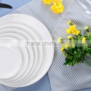 Custom Porous Ceramic Plates White Porcelain Serving Dishes thumbnail-4