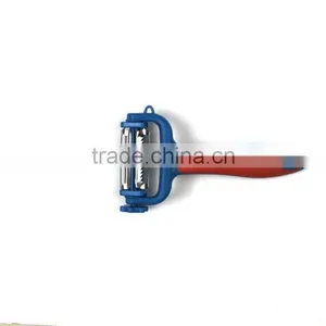 CP43 Manual Stainless Steel Fruit and Vegetable Peeler Plastic Peeler thumbnail-2