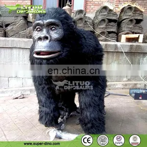 Life Size Animal of Gorilla Walking Model thumbnail-1
