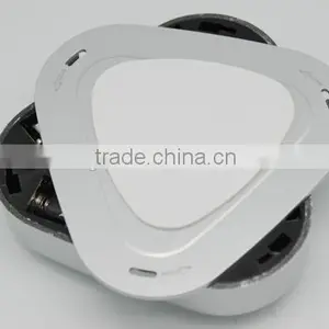 4.5 Volt Triangle Motion Sensor Light thumbnail-3