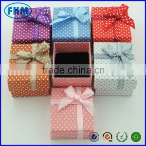 Ribbon Closure Paper Jewelry Box thumbnail-1