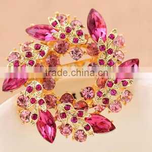 Crystal-studded Chic Wreath Brooch Scarf Ring High-end Apparel Accessories Jewelry thumbnail-4