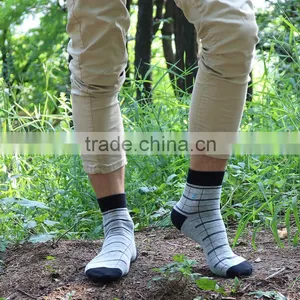 Top Quality Men Cotton Sports and Casual Socks thumbnail-1
