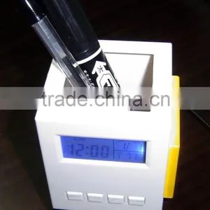 High Speed Mini 4 Port USB 2.0 Hub USB Port ON The Desk thumbnail-2
