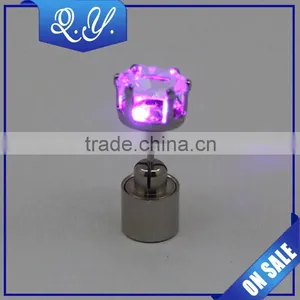 Women Beauty Fashion LED Blinking Ear Studs Light Up Stud Earrings for Party Dance Nightclubs Focus Necessary Accessories thumbnail-3