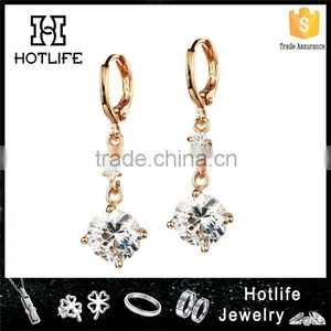 Dangle Jewelry Vogue 18K Gold Plated Hoop Earring thumbnail-1