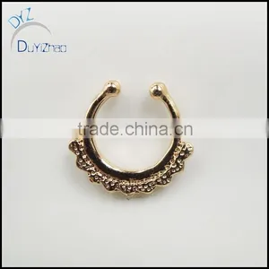 Fashion Piercing Gemmed Septum Clicker thumbnail-3