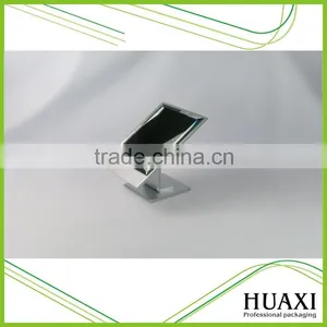 High Quality Small Metal Jewelry Display Stand thumbnail-1