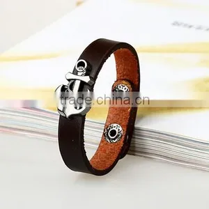 Cool Unisex Women Men Punk Wristband Metal Studded Leather Bracelet thumbnail-2