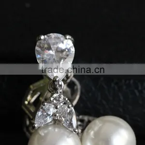Wholesale Simple Design Earrings Jewelry Earring Holder Hanging Pearl Earrings thumbnail-4