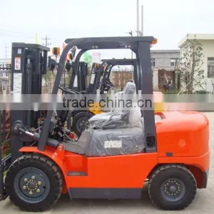 Electric Forklift thumbnail-1