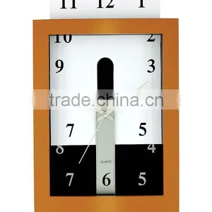 Gift Plastic Wall Clock With Removable Clock Face thumbnail-3