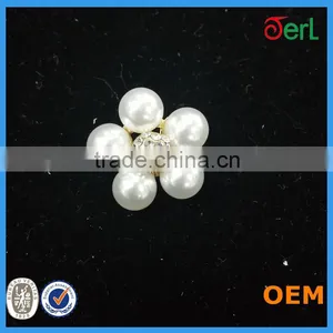 Wholesale Cheap Metal Fashion Rhinestone Buttons/pearl Rhinestone Buttons thumbnail-1