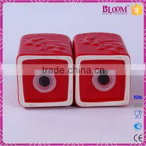 Ceramic Red Salt and Pepper Shaker Wedding Favors thumbnail-5