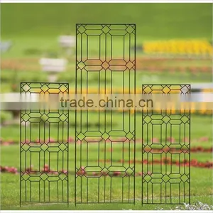 Wrought Iron Trellis thumbnail-1