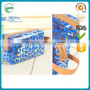 Customized Printed PVC Clear Handled&zipper Plastic Packaging Bags for Garment thumbnail-6