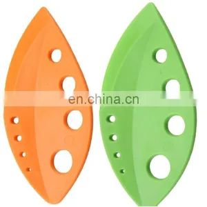 High Quality Vegetable Tool Plastic Leaf Herb Stripper thumbnail-4