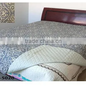 Simple European Style Winter Ultrasonic Quilts thumbnail-1