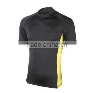 Short Sleeve Fitted Rash Guard for Men thumbnail-1