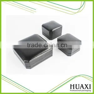 Fashion Leather Plastic Pendant Jewelry Velvet Box With Led Light thumbnail-2