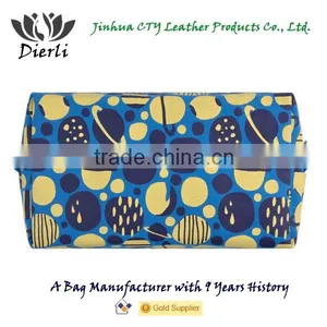 Kid Toiletry Bag thumbnail-4