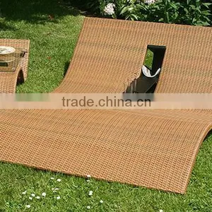 Modern Double Rattan Sun Lounge Wicker Outdoor Lounge Furniture thumbnail-3