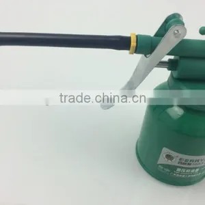 BERRYLION Tools BERRYLION Tools 250g Hand Press Oil Gun Plastic Pump Oiler With Metal Container thumbnail-2