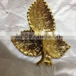 GOLDEN LEAF CANDY DISH thumbnail-1