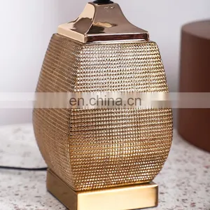 European Modern Style Indoor Ceramic Base Gold Table Porcelain Lamp for Home Decor thumbnail-5