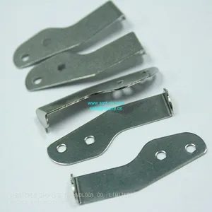 KW1-M22A1-001 YAMAHA CL 12MM FEEDER LOWER GUIDE PLATE R thumbnail-1