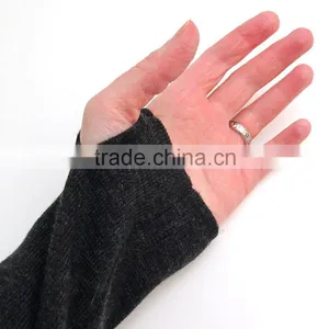 Women Thumb Hole Hoodies thumbnail-5