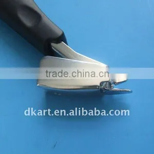 Metal Staple Remover thumbnail-1