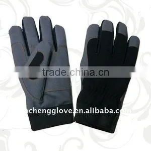 Micro Fiber Glove thumbnail-1