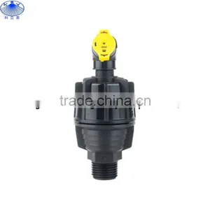 3302 1/2 Plastic Water Sprinkler Nozzle thumbnail-1