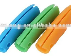 FDA / LFGB Food Grade Detachable Silicone Bag Holder Handle / Silicone Shopping Bag Handle thumbnail-6