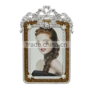 European and American Retro Style Picture Frame thumbnail-1