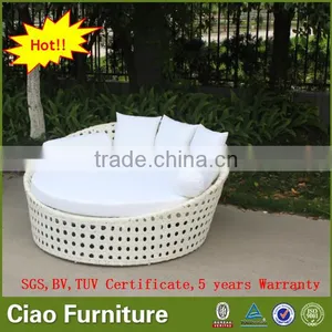Comfortable Rattan Outdoor Furniture Beach Sun Bed Wicker Daybed thumbnail-5