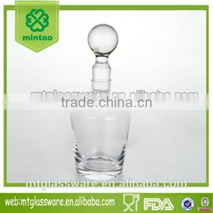 2015 New Elegant Clear Glass Bottle Glass Pitcher With Lid thumbnail-1