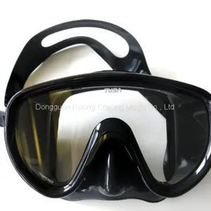 Underwater Diving Mask Scuba Snorkel Swimming Goggles thumbnail-4