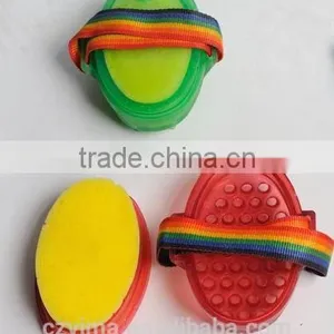 Massage Sponge Brush With Rainbow Strap thumbnail-1