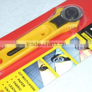 Fabric Rotary Cutter thumbnail-4