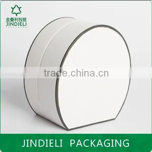 Oval White Leather Jewellery Box for Gift thumbnail-1