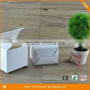 Brown Folding Apparel Engagement Paper Gift Box Packaging Box thumbnail-1