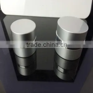 Aluminum Cosmetic Bottles and Jars With High Quality Wholesale thumbnail-3