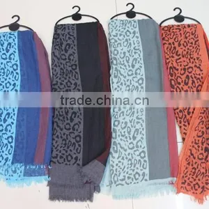 Wholesale 2015 Scarfs Hijabs New Fashion Office Ladies Scarf Printed High Quality OEM Manufacture thumbnail-1